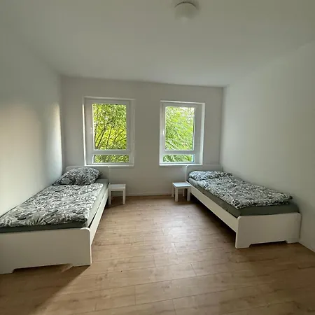 In Halle Fuer 4 Personen - Fabrikstrasse Lägenhet *